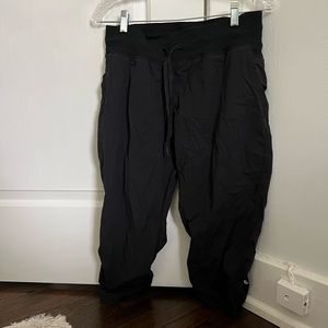 Women’s Lululemon Dance Studio Mid-Rise Cropped Pant